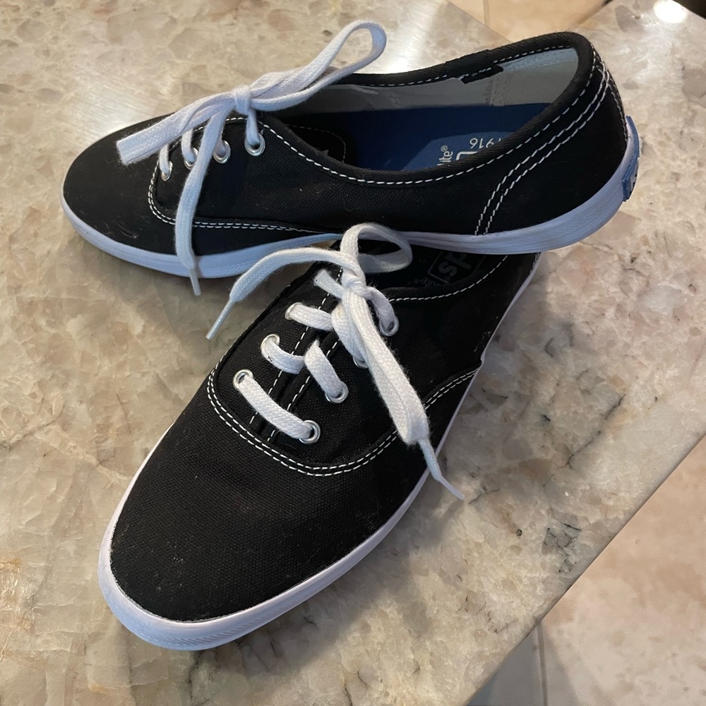 Womens Keds size 5